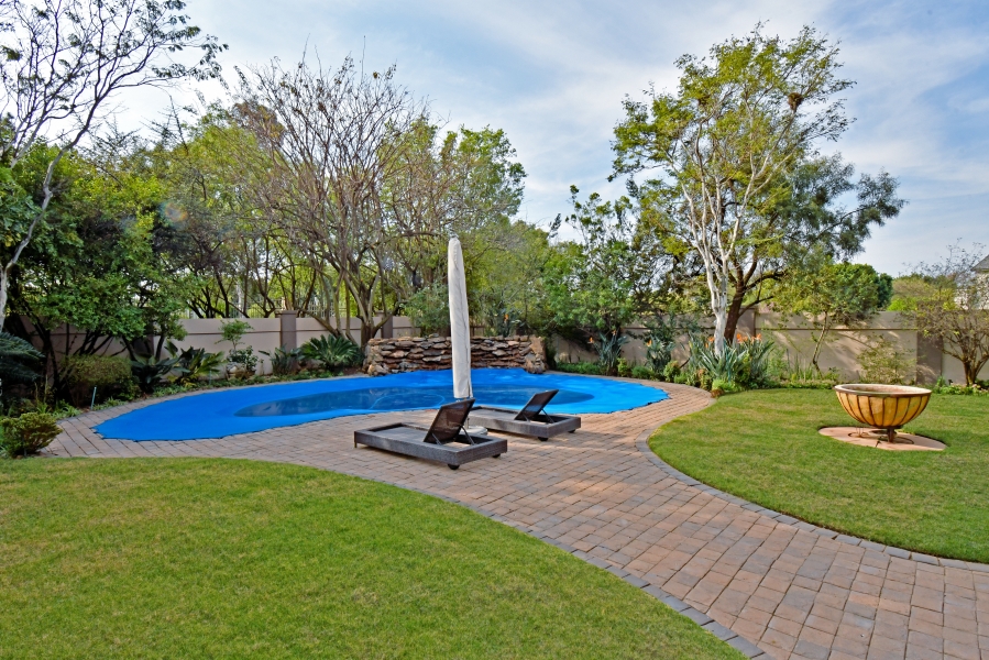 4 Bedroom Property for Sale in Carlswald Estate Gauteng