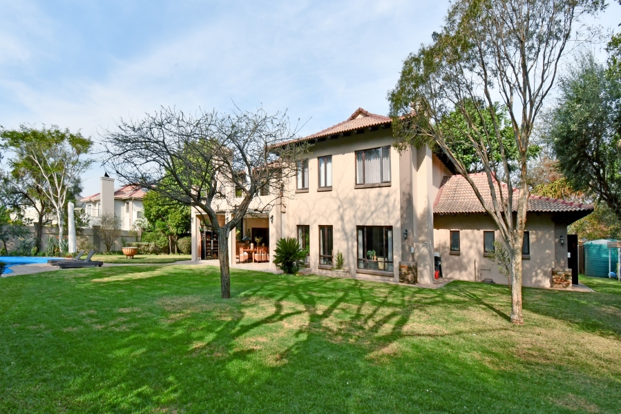 4 Bedroom Property for Sale in Carlswald Estate Gauteng