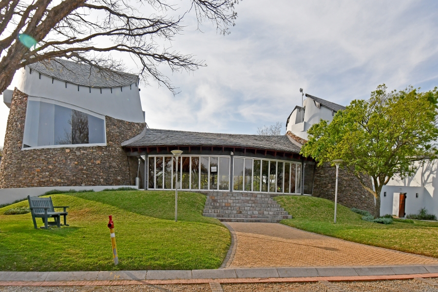 4 Bedroom Property for Sale in Carlswald Estate Gauteng