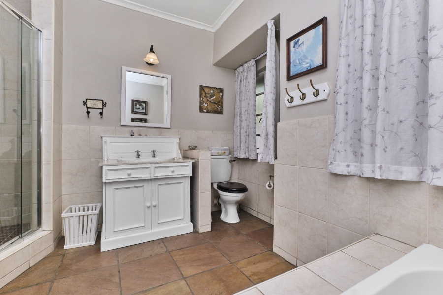 4 Bedroom Property for Sale in Lonehill Gauteng