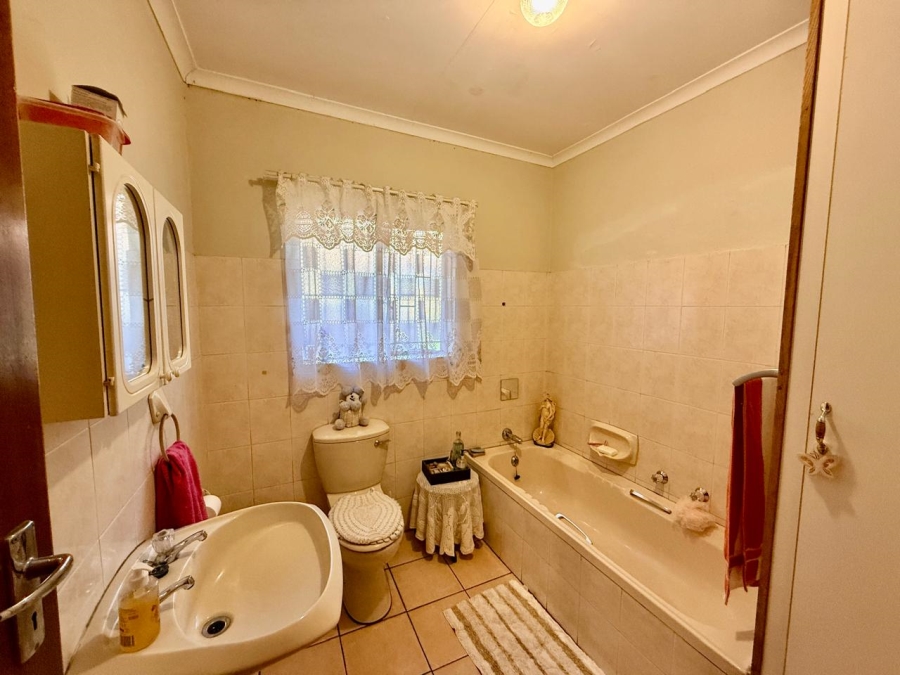 3 Bedroom Property for Sale in Ninapark Gauteng