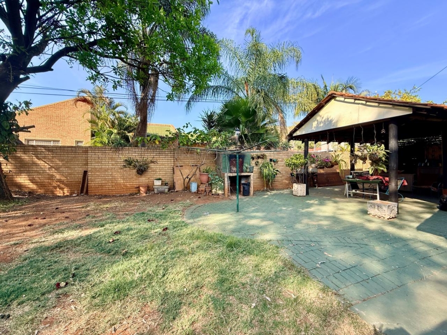 3 Bedroom Property for Sale in Ninapark Gauteng