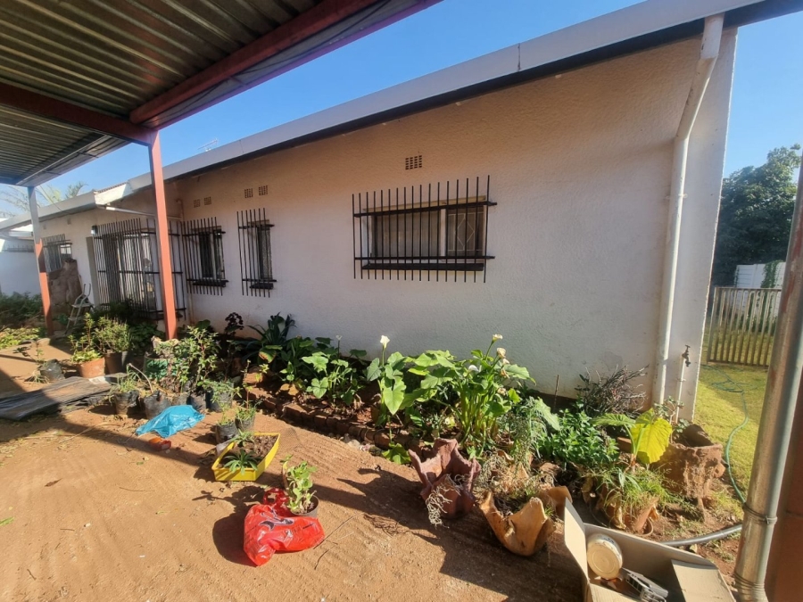4 Bedroom Property for Sale in Sinoville Gauteng