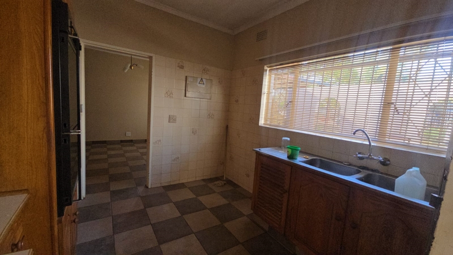 4 Bedroom Property for Sale in Sinoville Gauteng