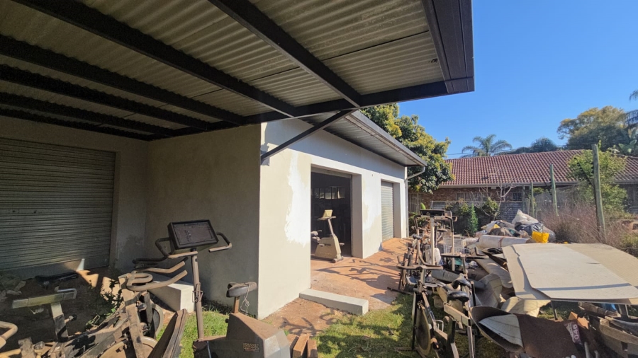 4 Bedroom Property for Sale in Sinoville Gauteng