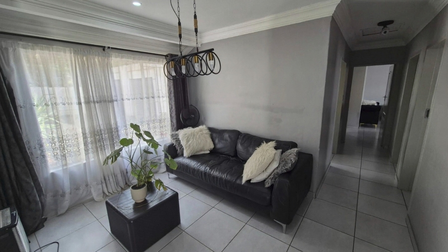 4 Bedroom Property for Sale in Chantelle Gauteng