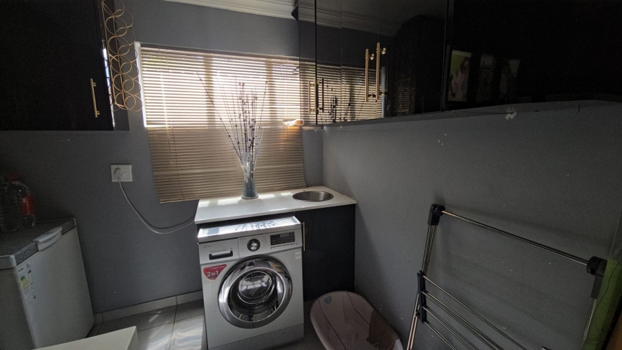 4 Bedroom Property for Sale in Chantelle Gauteng