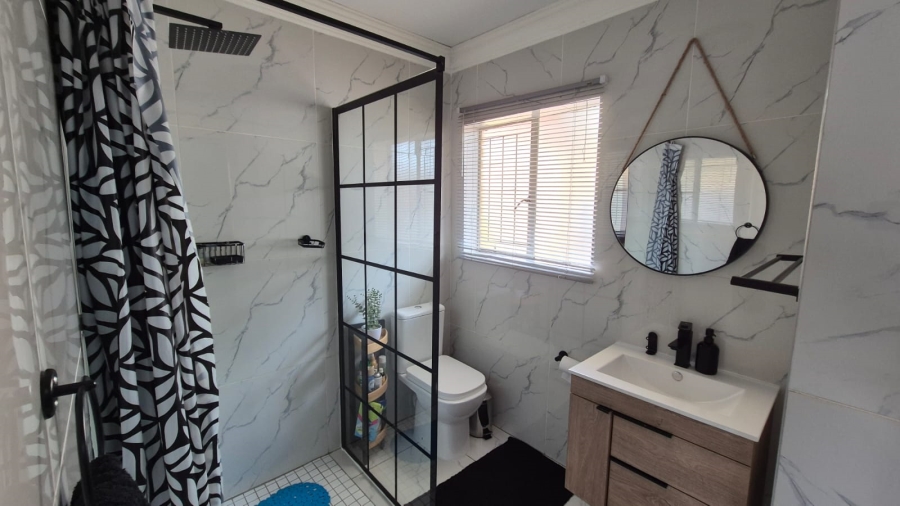 4 Bedroom Property for Sale in Chantelle Gauteng