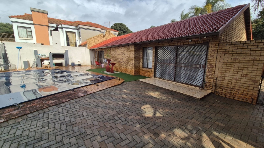 4 Bedroom Property for Sale in Chantelle Gauteng