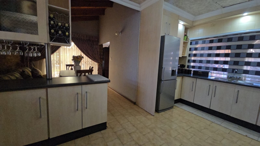 4 Bedroom Property for Sale in The Orchards Gauteng