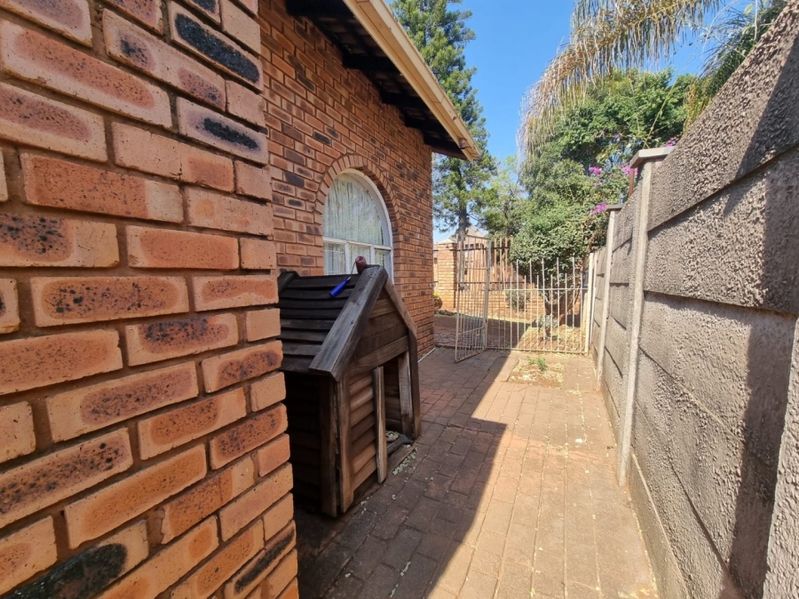 4 Bedroom Property for Sale in The Orchards Gauteng