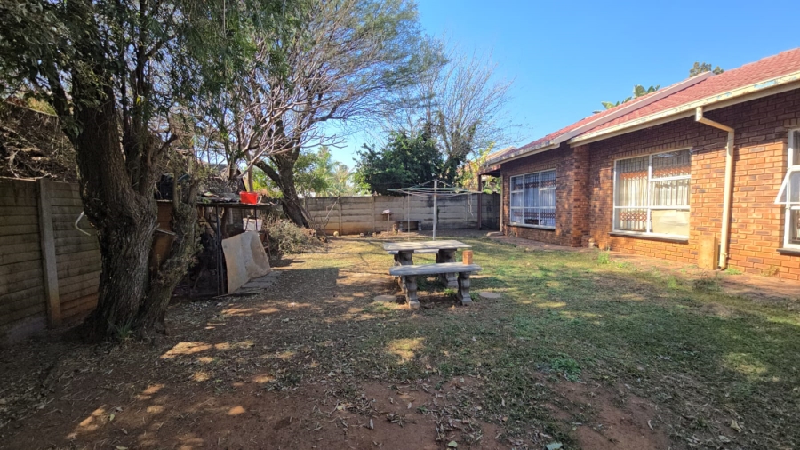4 Bedroom Property for Sale in The Orchards Gauteng