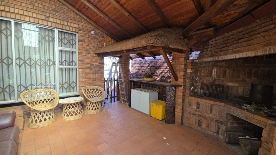 4 Bedroom Property for Sale in The Orchards Gauteng