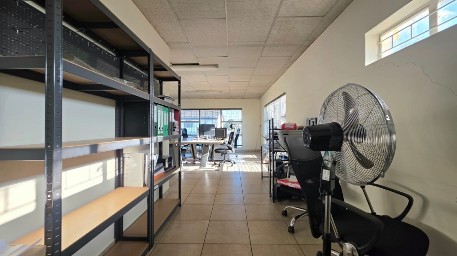 To Let Commercial Property for Rent in Doringkloof Gauteng