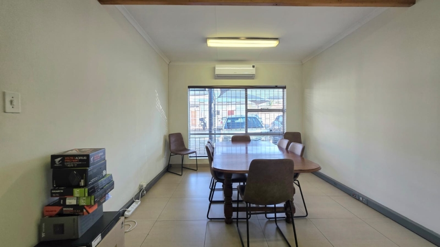 To Let Commercial Property for Rent in Doringkloof Gauteng