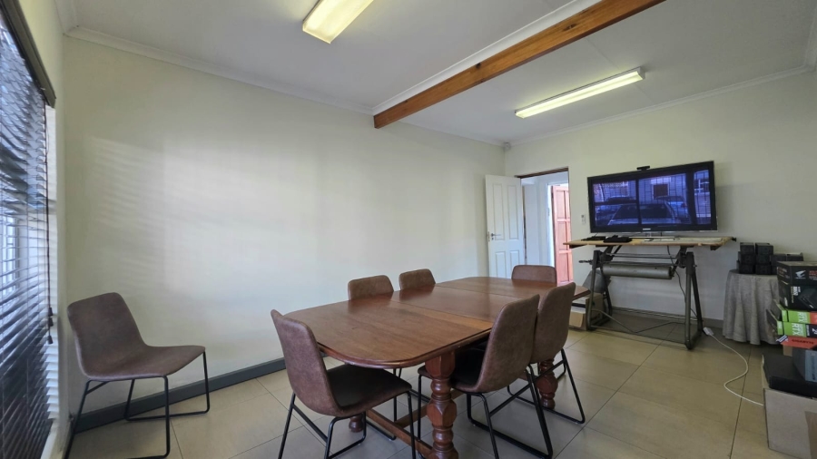 To Let Commercial Property for Rent in Doringkloof Gauteng