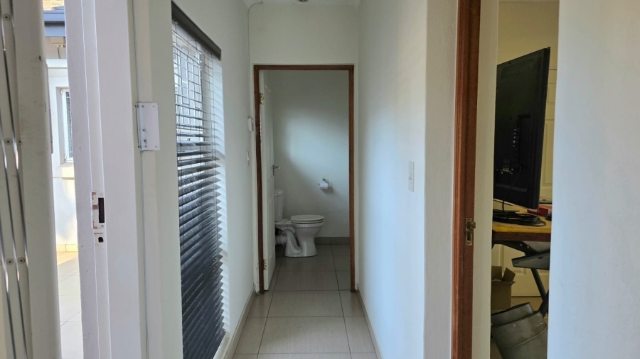To Let Commercial Property for Rent in Doringkloof Gauteng