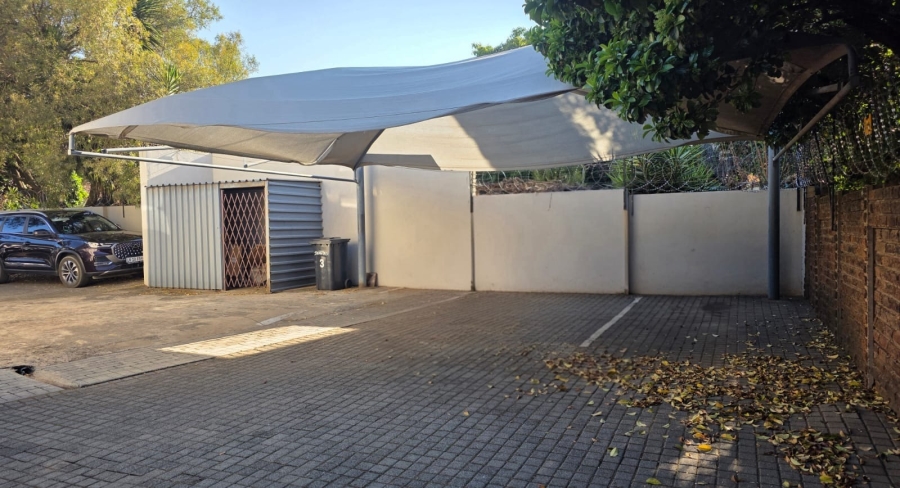 To Let Commercial Property for Rent in Doringkloof Gauteng