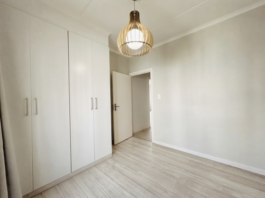 To Let 2 Bedroom Property for Rent in Fourways Gauteng