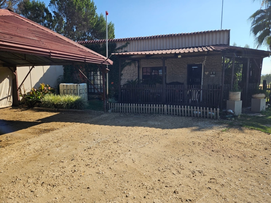 6 Bedroom Property for Sale in Fochville Gauteng