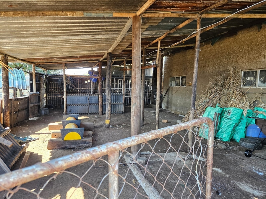 6 Bedroom Property for Sale in Fochville Gauteng