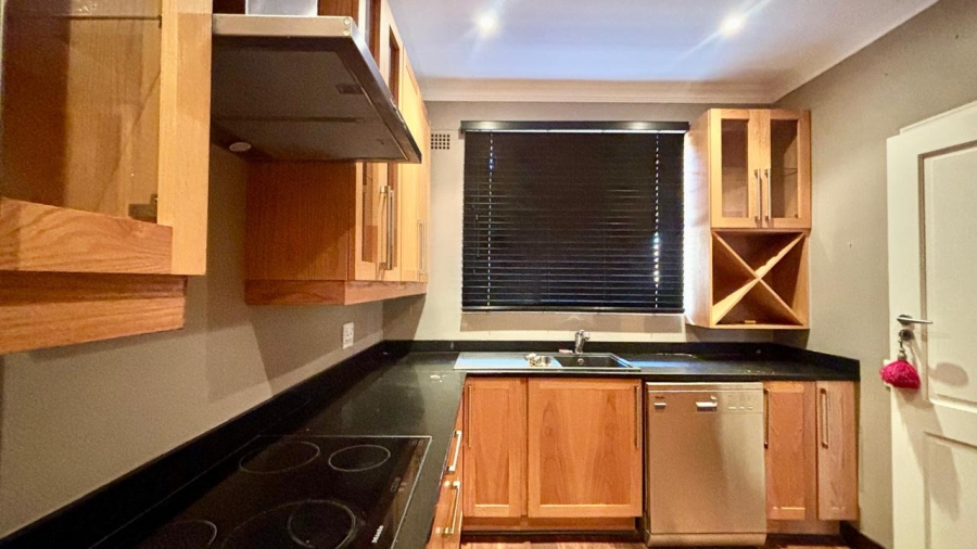 To Let 1 Bedroom Property for Rent in Sandown Gauteng