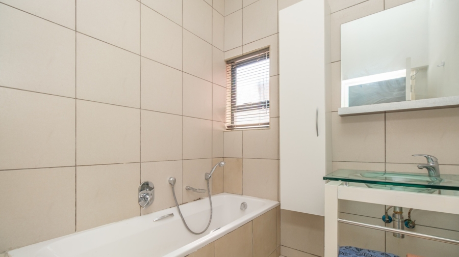 3 Bedroom Property for Sale in Jackal Creek Golf Estate Gauteng