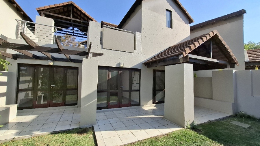 To Let 2 Bedroom Property for Rent in Fourways Gauteng