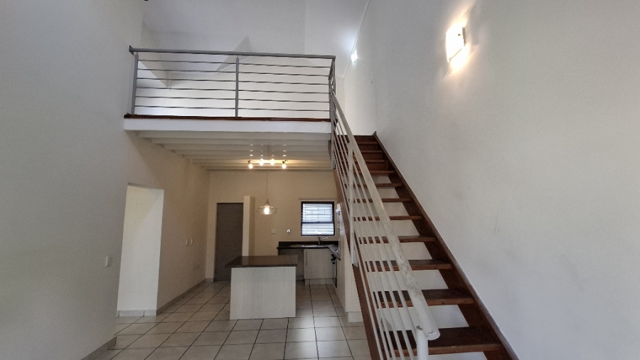 To Let 2 Bedroom Property for Rent in Fourways Gauteng