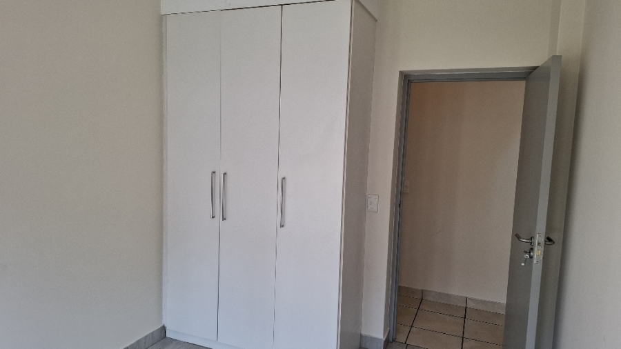 To Let 2 Bedroom Property for Rent in Fourways Gauteng