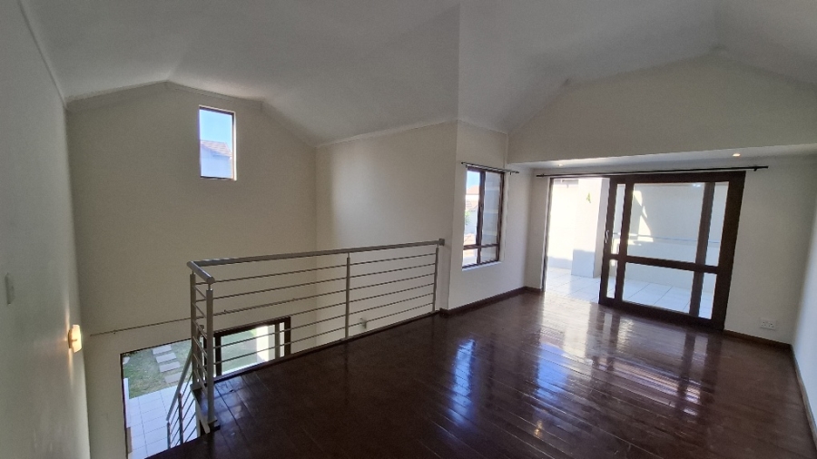 To Let 2 Bedroom Property for Rent in Fourways Gauteng