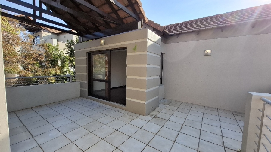 To Let 2 Bedroom Property for Rent in Fourways Gauteng