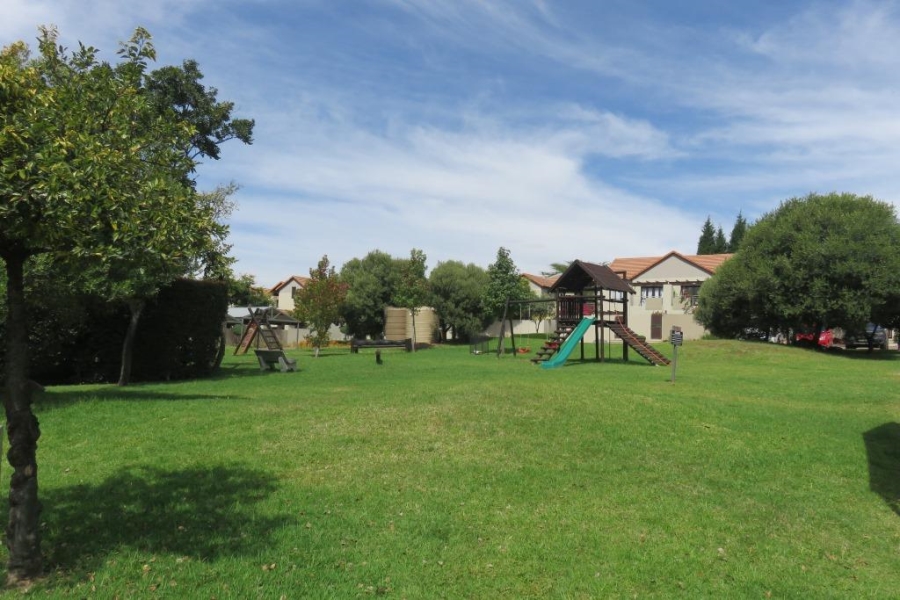 2 Bedroom Property for Sale in Fourways Gauteng