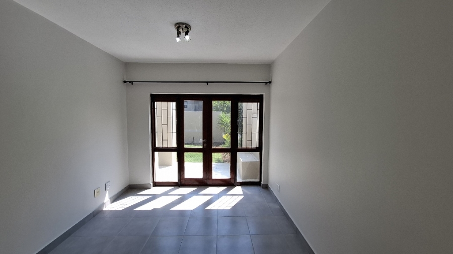 To Let 2 Bedroom Property for Rent in Fourways Gauteng