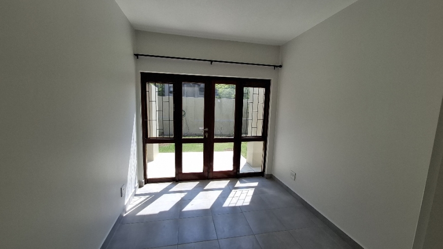 To Let 2 Bedroom Property for Rent in Fourways Gauteng