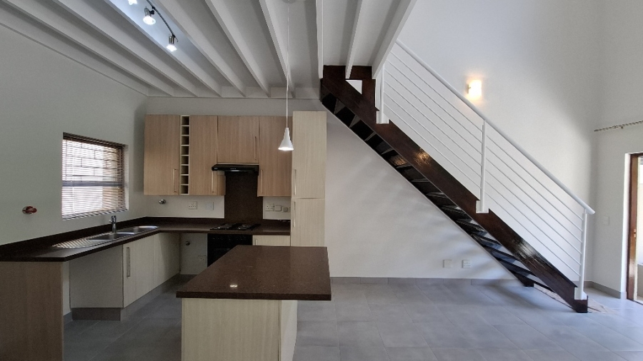 To Let 2 Bedroom Property for Rent in Fourways Gauteng