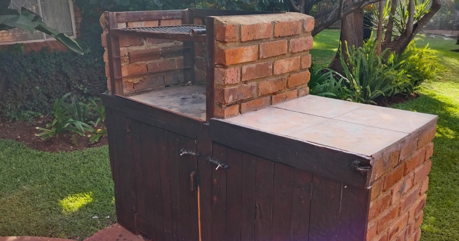 Commercial Property for Sale in Heatherdale AH Gauteng