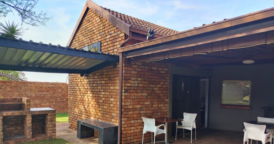 Commercial Property for Sale in Heatherdale AH Gauteng