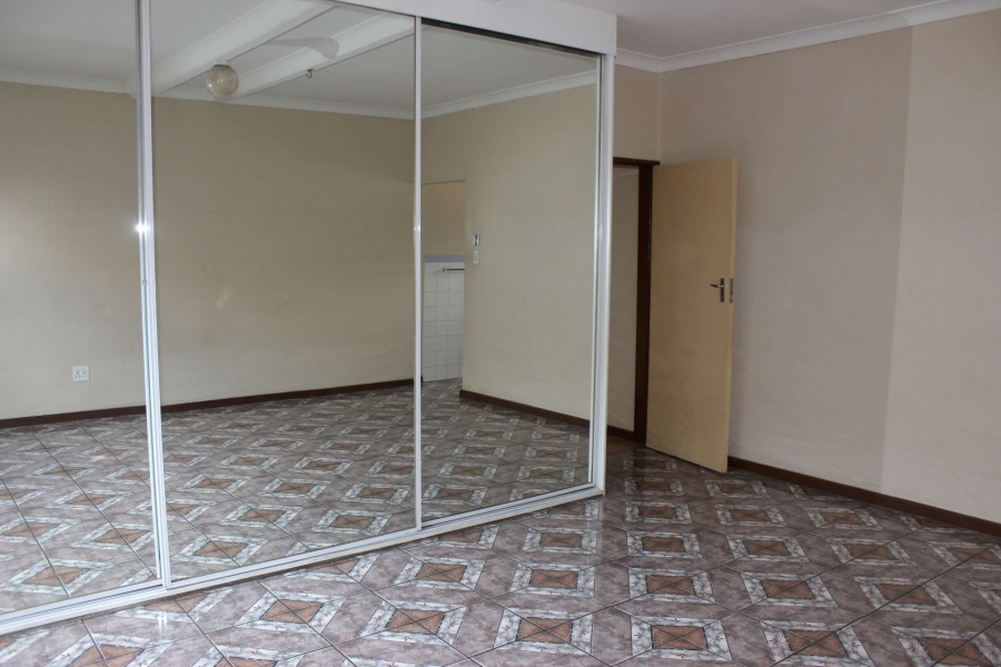 6 Bedroom Property for Sale in Daspoort Gauteng