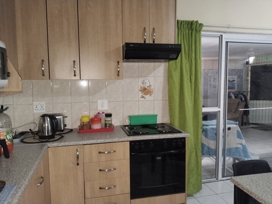 6 Bedroom Property for Sale in Daspoort Gauteng