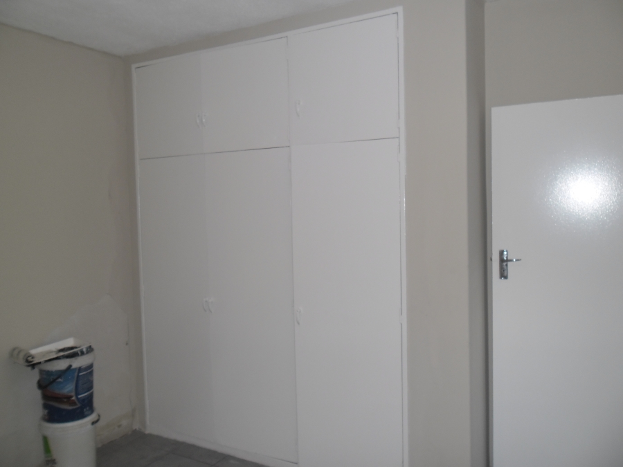 To Let 2 Bedroom Property for Rent in Ferndale Gauteng