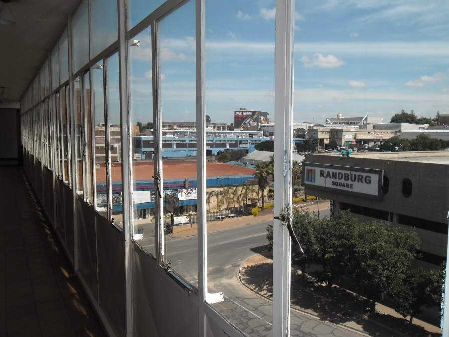 To Let 2 Bedroom Property for Rent in Ferndale Gauteng