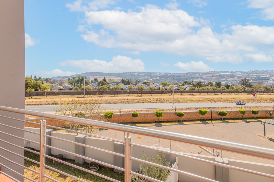 3 Bedroom Property for Sale in Barbeque Downs Gauteng
