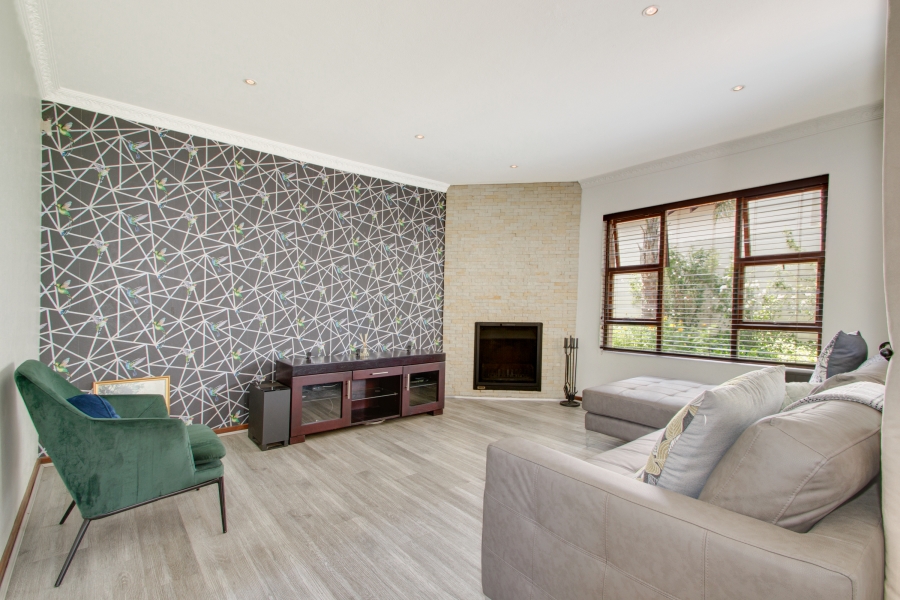To Let 4 Bedroom Property for Rent in Craigavon Gauteng