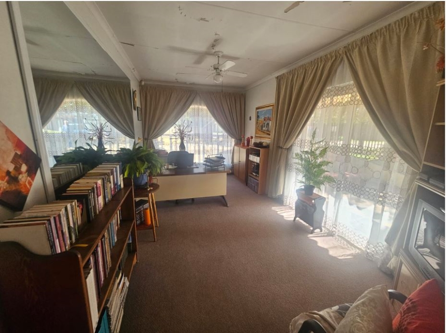 3 Bedroom Property for Sale in Helikonpark Gauteng