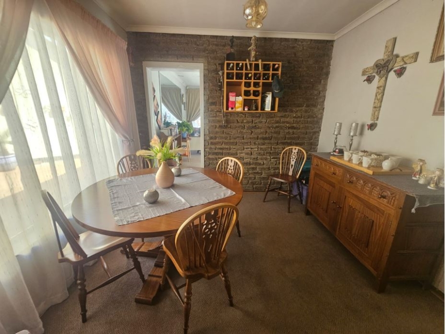 3 Bedroom Property for Sale in Helikonpark Gauteng