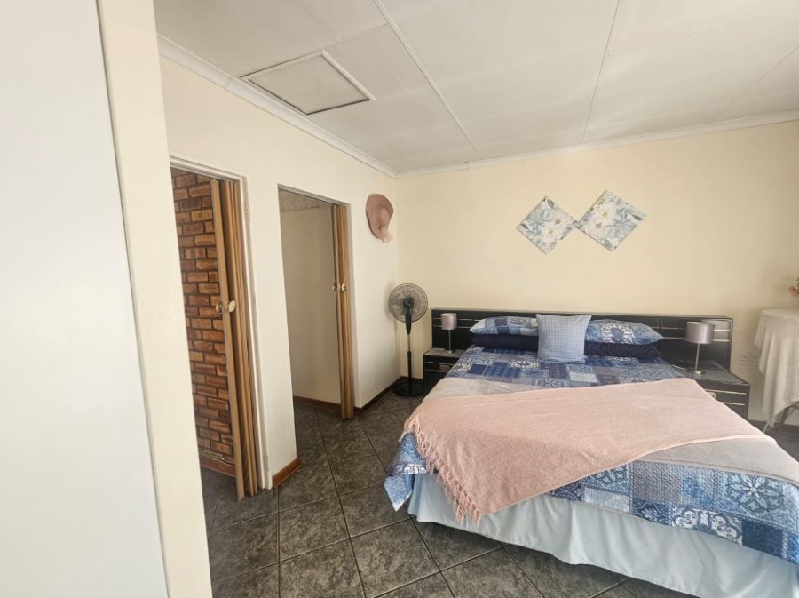 3 Bedroom Property for Sale in Helikonpark Gauteng