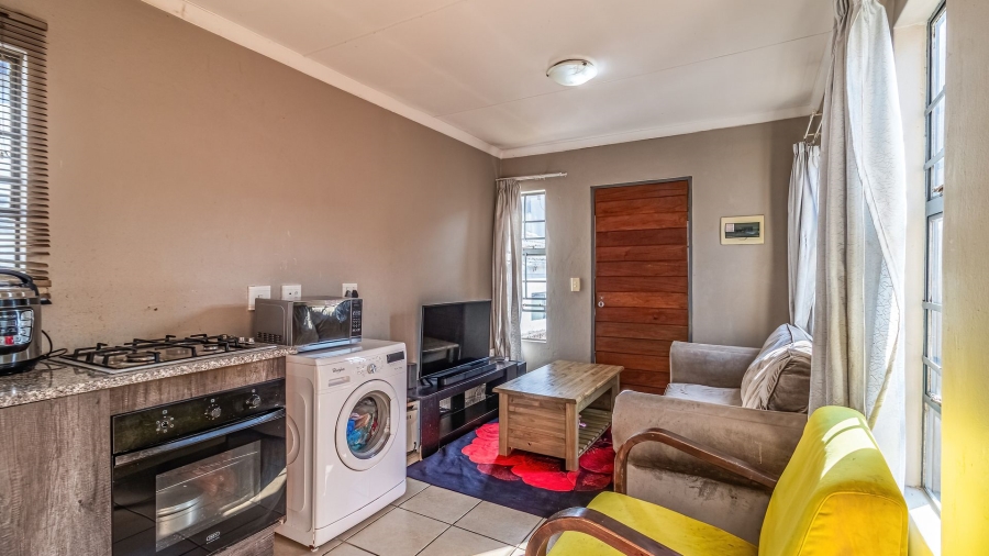 2 Bedroom Property for Sale in South Hills Gauteng