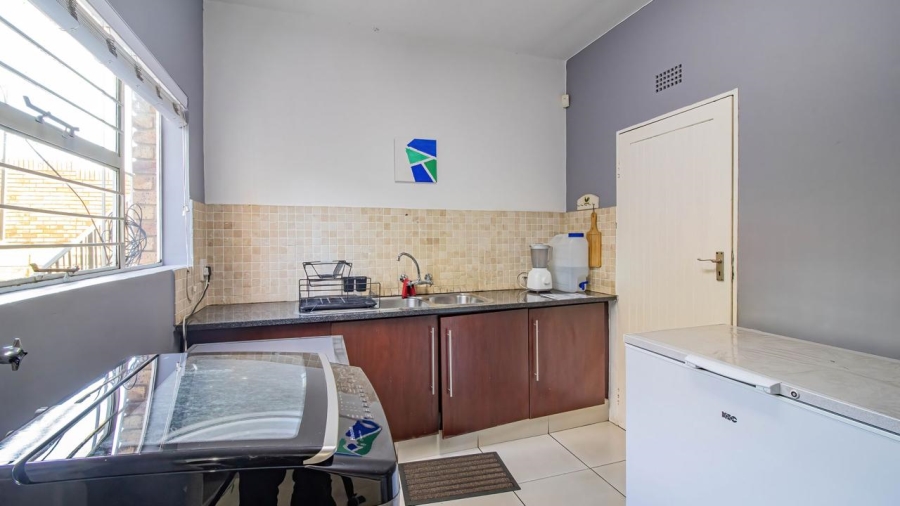 4 Bedroom Property for Sale in Bassonia Gauteng