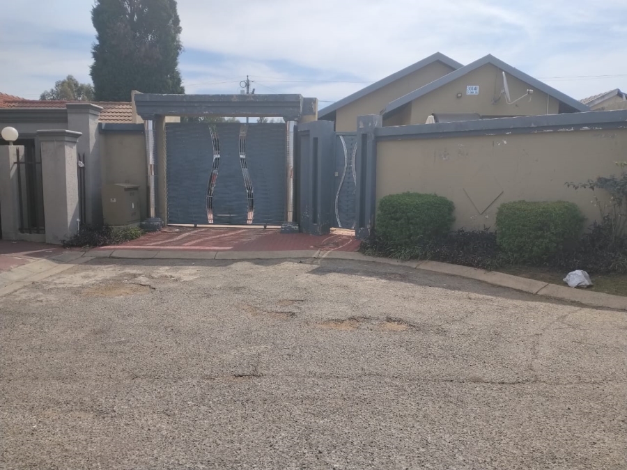3 Bedroom Property for Sale in Naturena Gauteng
